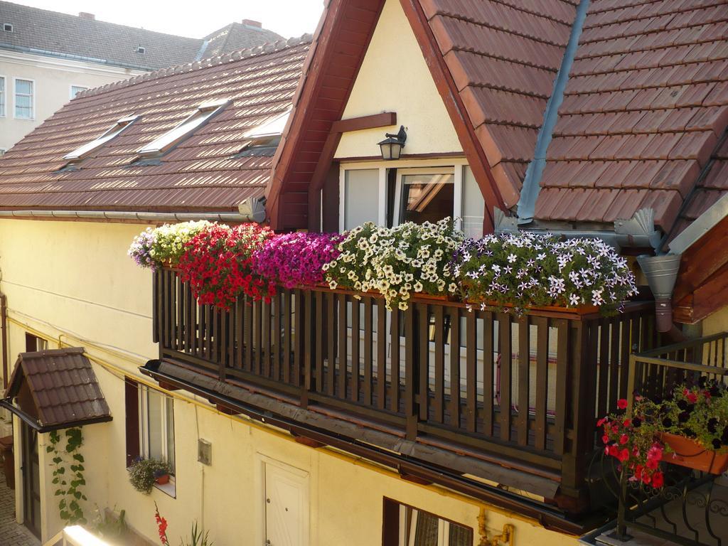 Rami House Central Double Rooms Braşov Eksteriør bilde