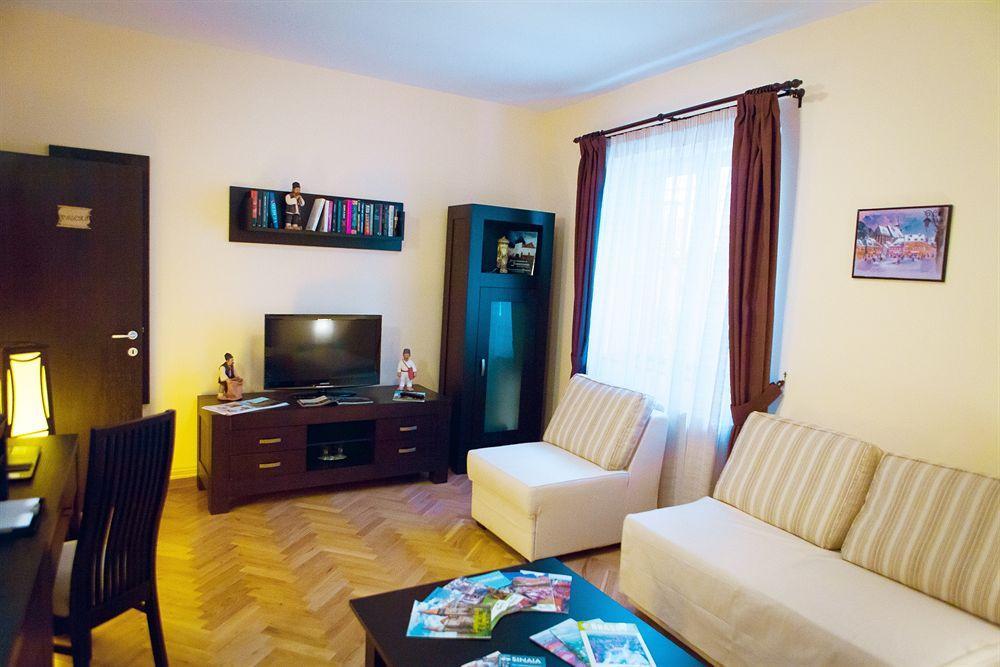 Rami House Central Double Rooms Braşov Eksteriør bilde