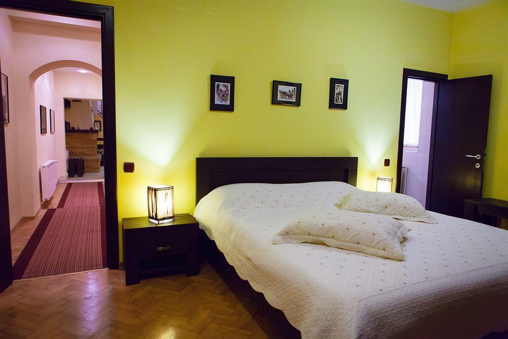 Rami House Central Double Rooms Braşov Eksteriør bilde