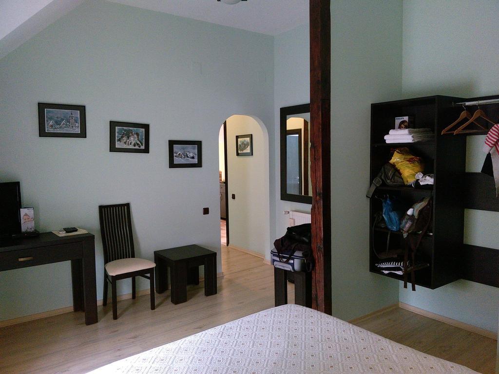 Rami House Central Double Rooms Braşov Rom bilde