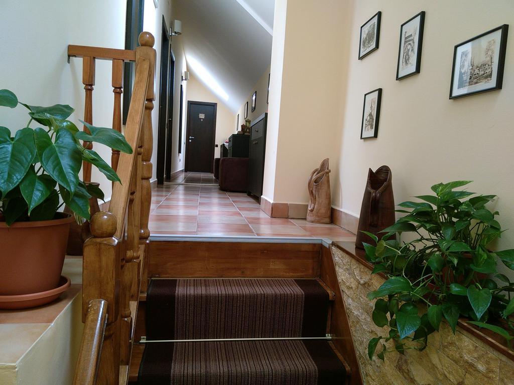 Rami House Central Double Rooms Braşov Eksteriør bilde